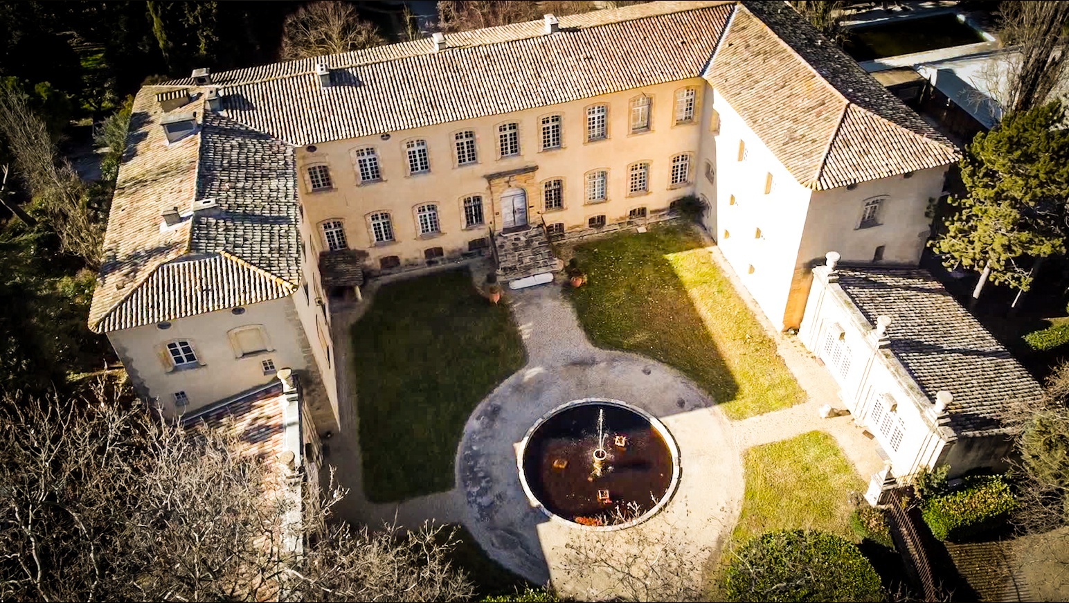 drone chateau Novalfi Pure Moment